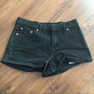 Levi’s juniors black jean shorts